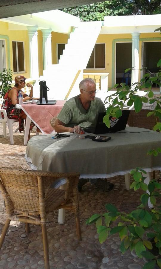 Hotel Pedernales Italia Republica Dominicana Exteriör bild